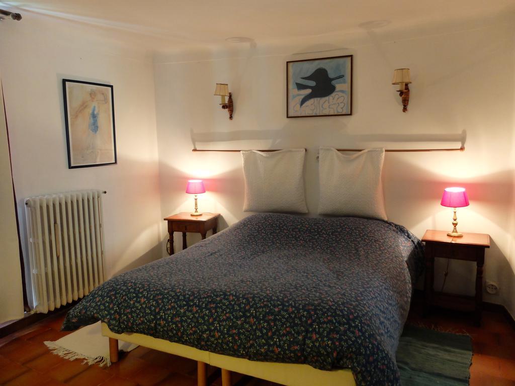 Chambres d'hôtes de l'Abbaye Montbrun-les-Bains Extérieur photo