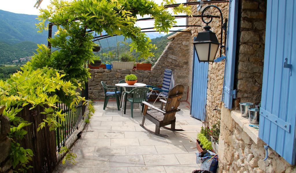 Chambres d'hôtes de l'Abbaye Montbrun-les-Bains Extérieur photo